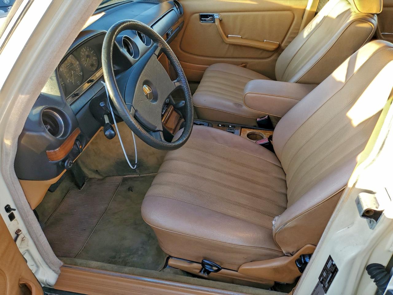 1983 MERCEDES-BENZ 300 DT photo 7