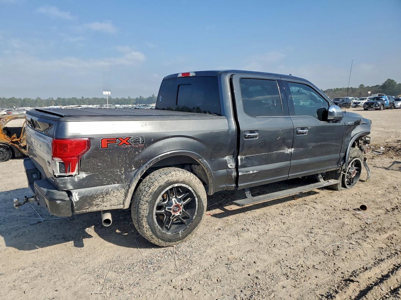 2019 FORD F150 SUPERCREW photo 3