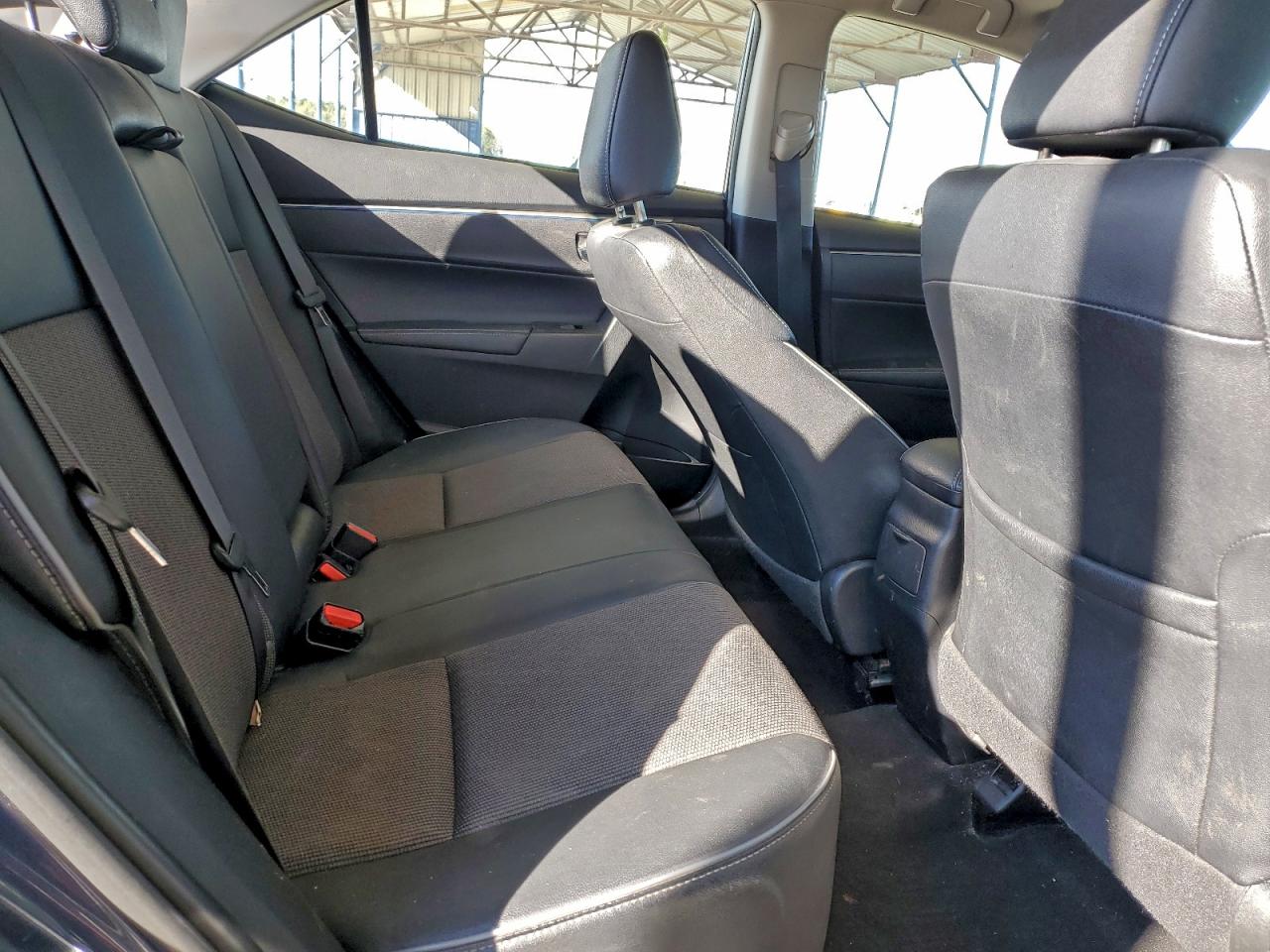 2016 TOYOTA COROLLA L photo 10