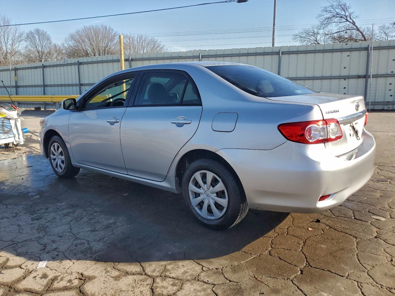 2011 TOYOTA COROLLA BASE photo 2