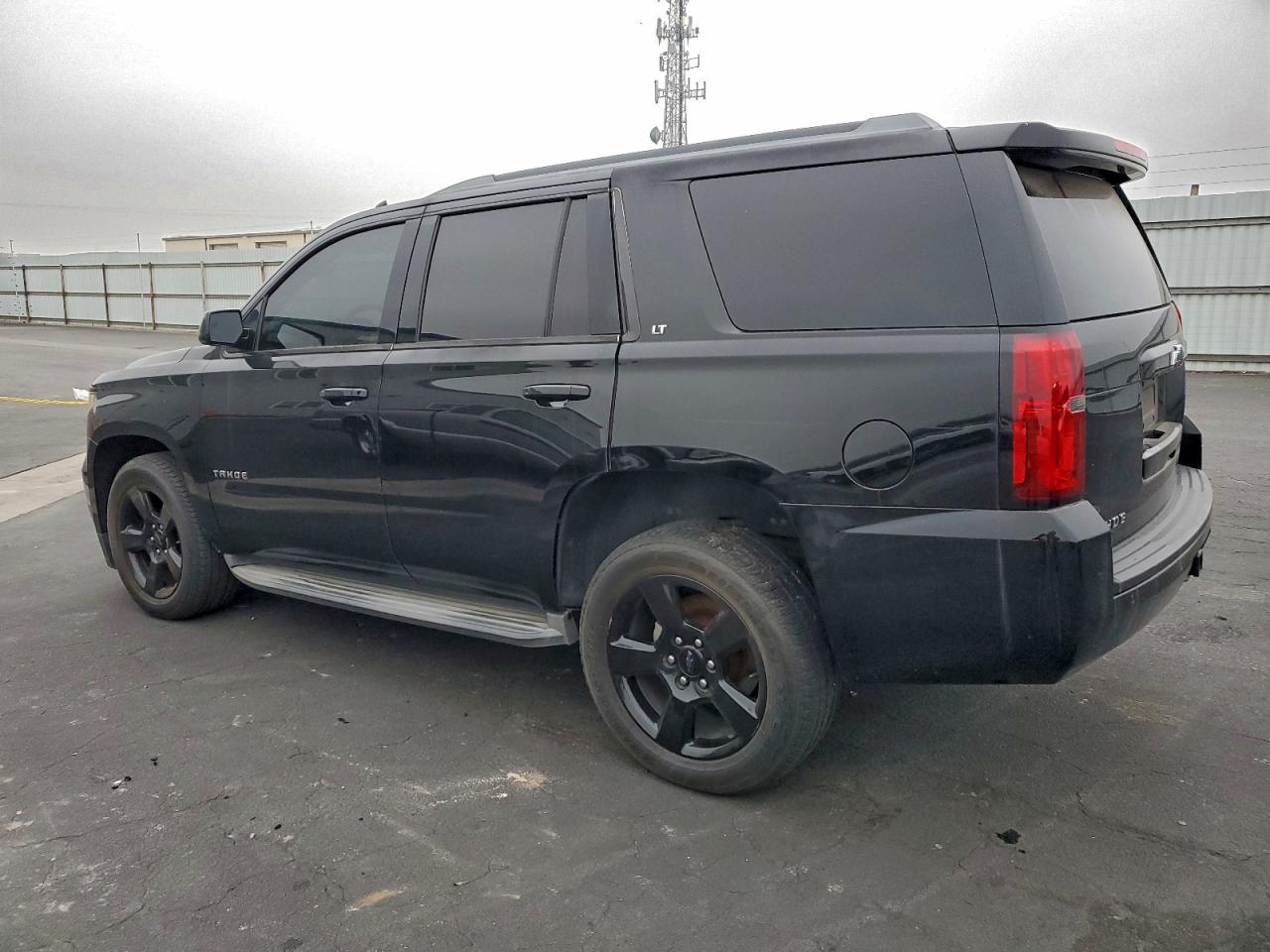 2017 CHEVROLET TAHOE C1500 LT photo 2