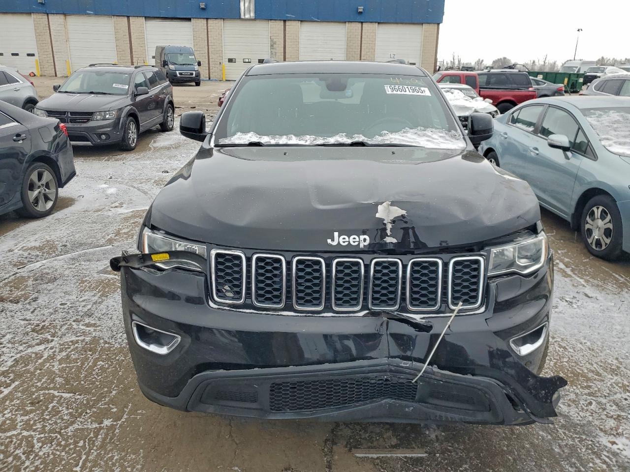 2019 JEEP GRAND CHEROKEE LAREDO photo 5