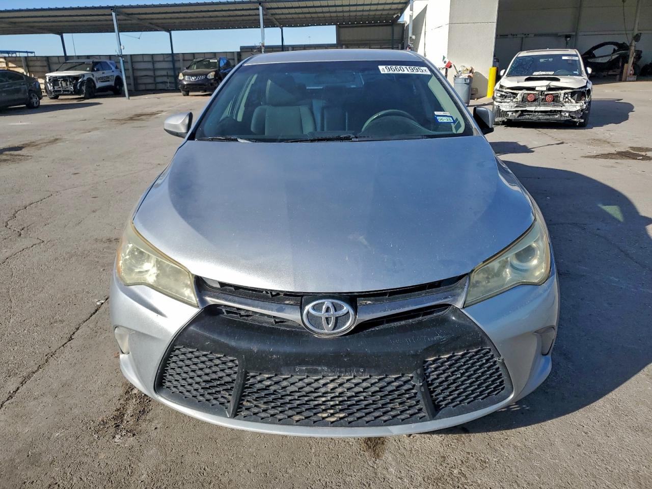 2017 TOYOTA CAMRY LE photo 5