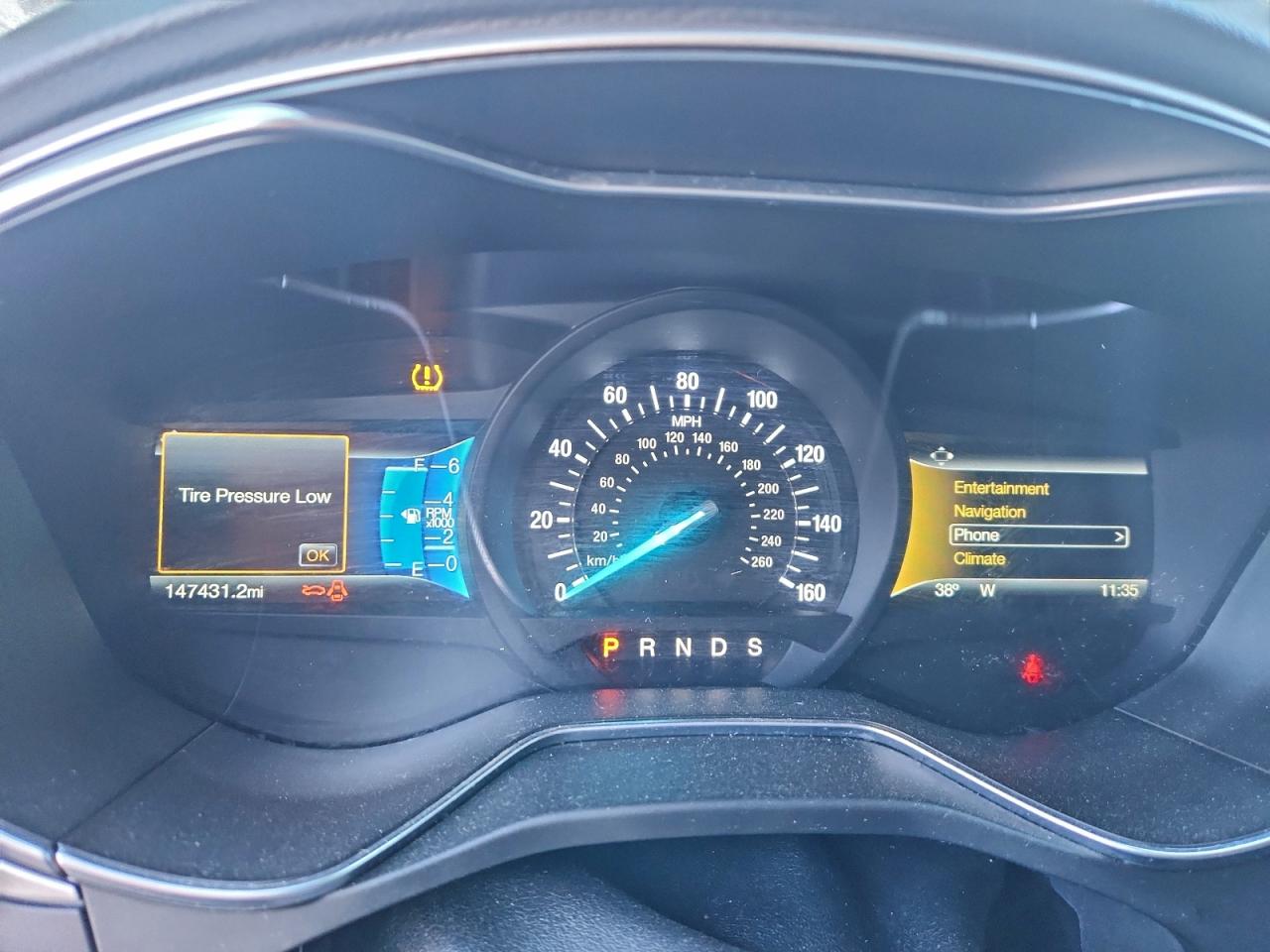 2016 FORD FUSION SE photo 9