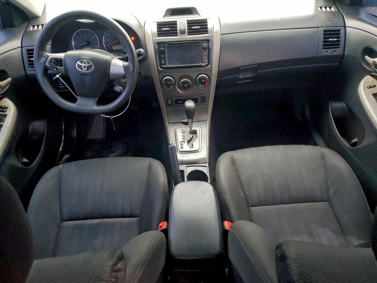 2013 TOYOTA COROLLA BASE photo 8