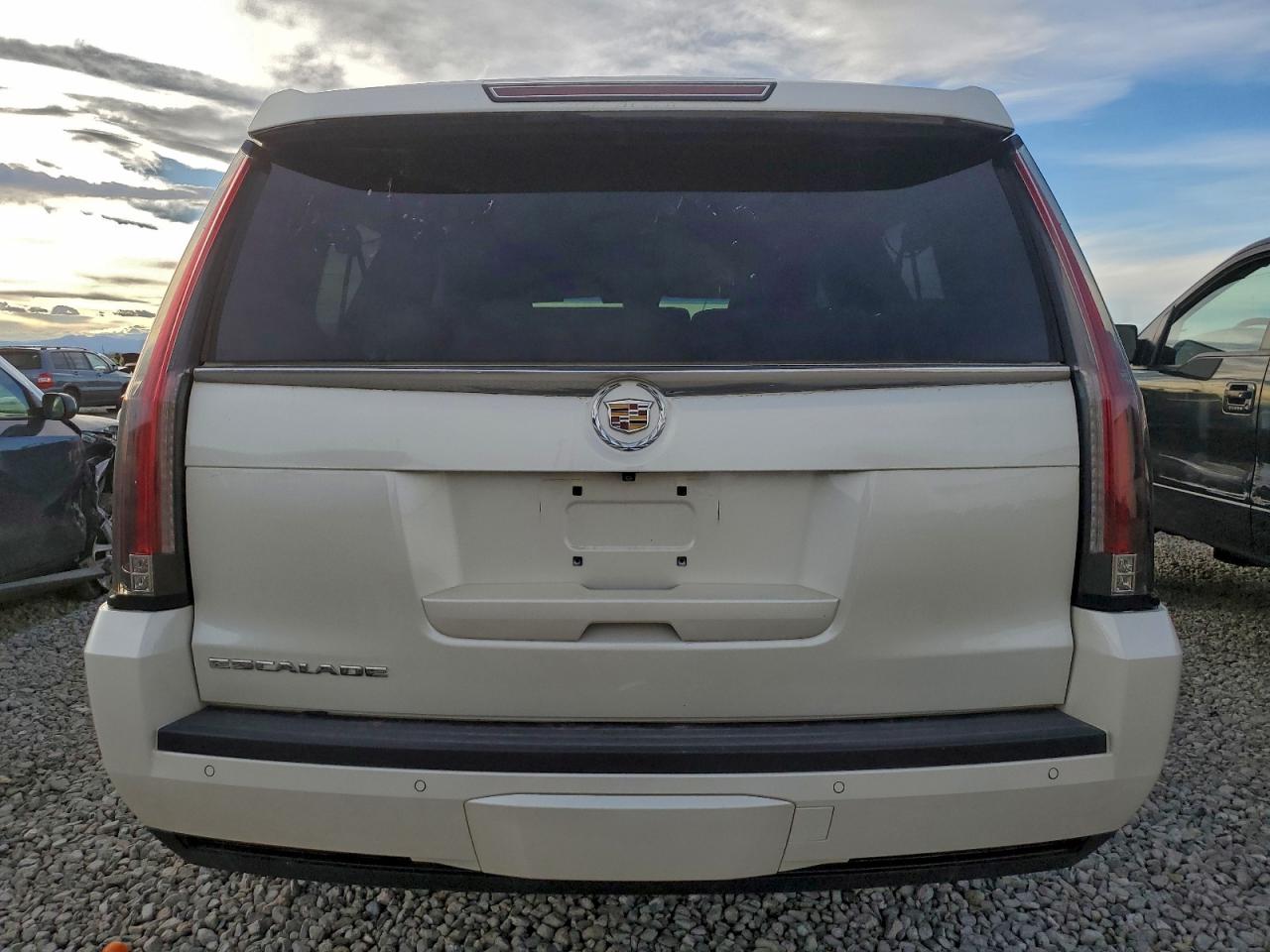 2015 CADILLAC ESCALADE ESV LUXURY photo 6