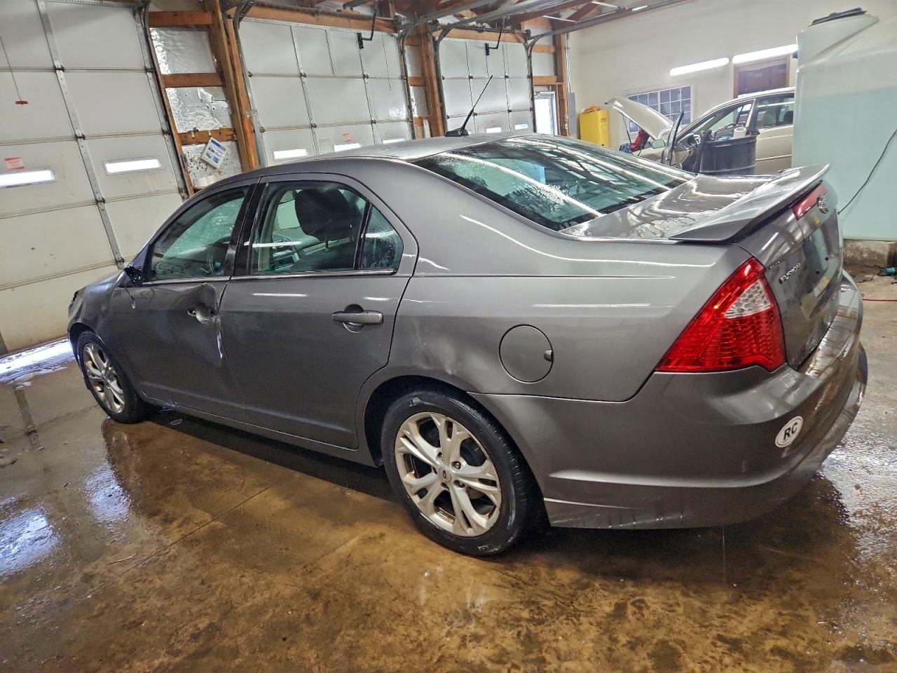 2012 FORD FUSION SE photo 2