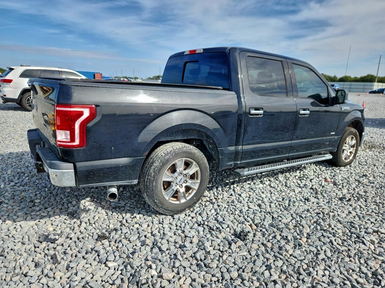 2015 FORD F150 SUPERCREW photo 3