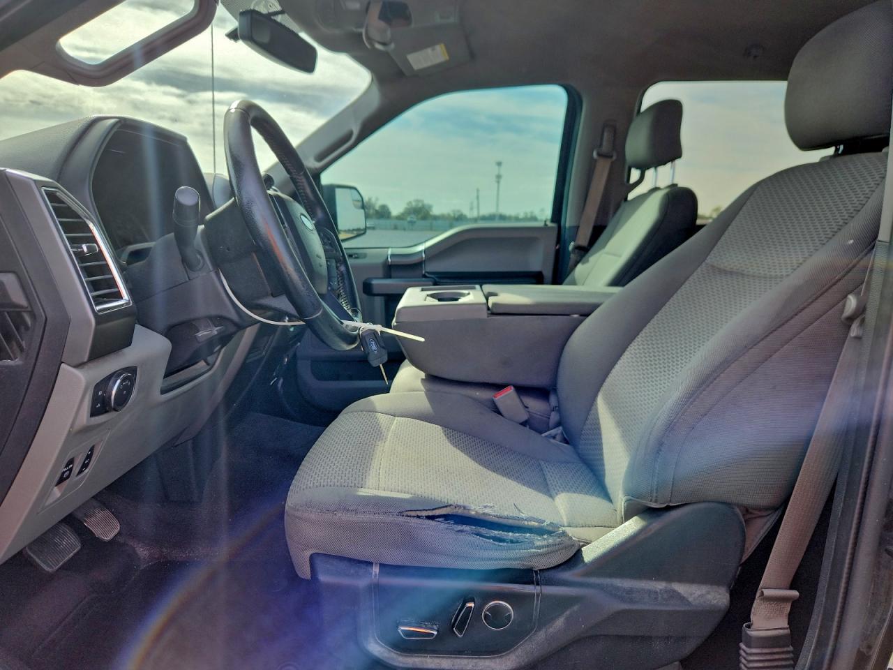 2015 FORD F150 SUPERCREW photo 7