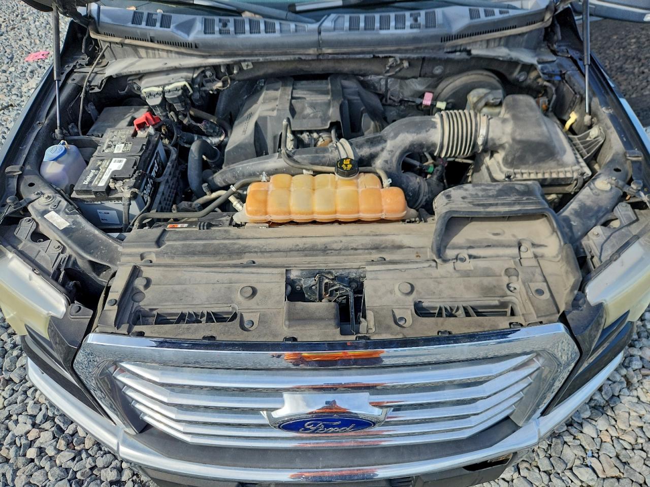 2015 FORD F150 SUPERCREW photo 11