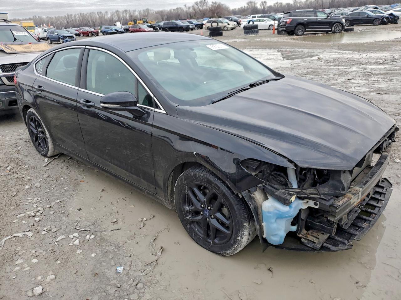 2016 FORD FUSION SE photo 4