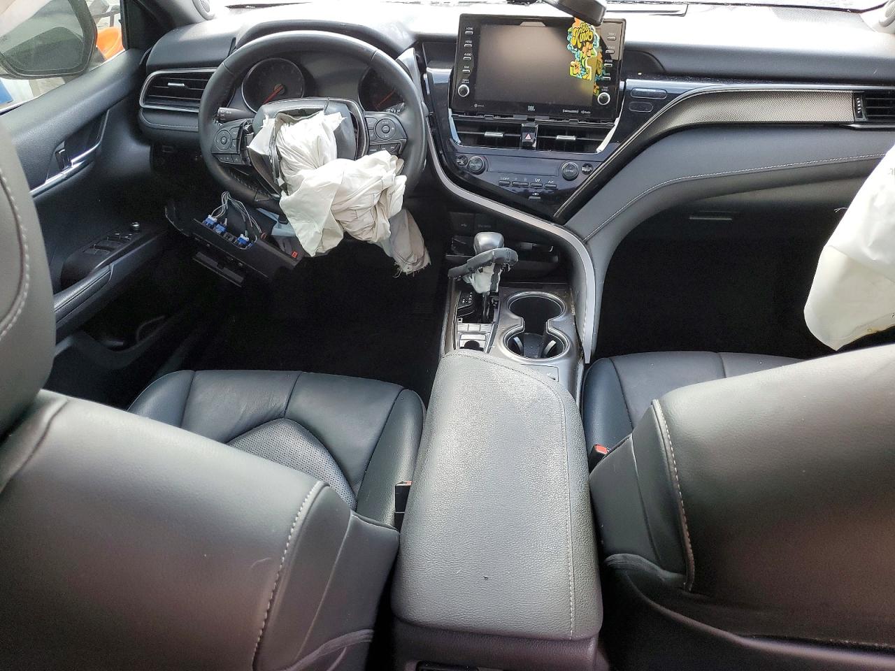2022 TOYOTA CAMRY XSE V6 photo 8