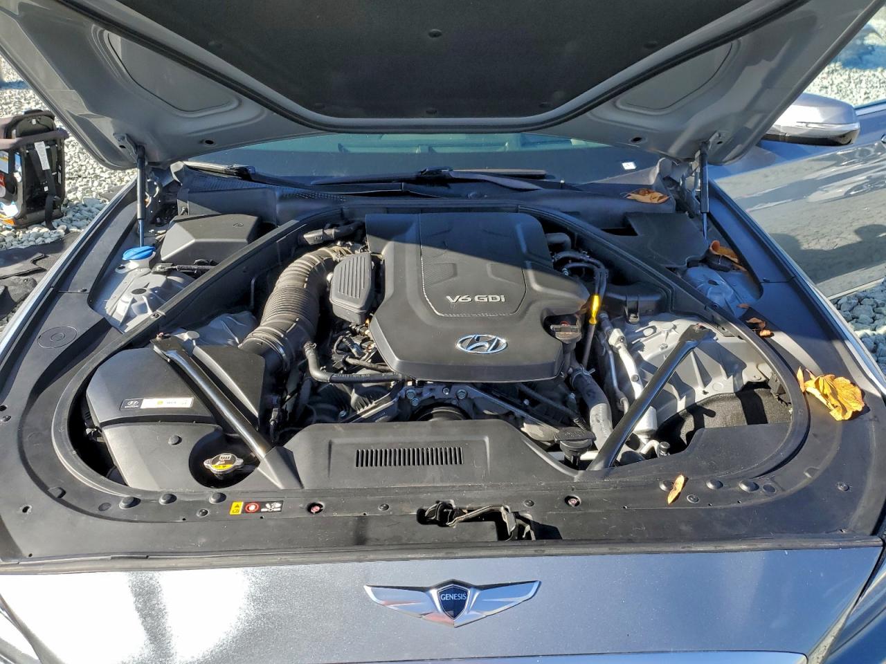 2015 HYUNDAI GENESIS 3.8L photo 11