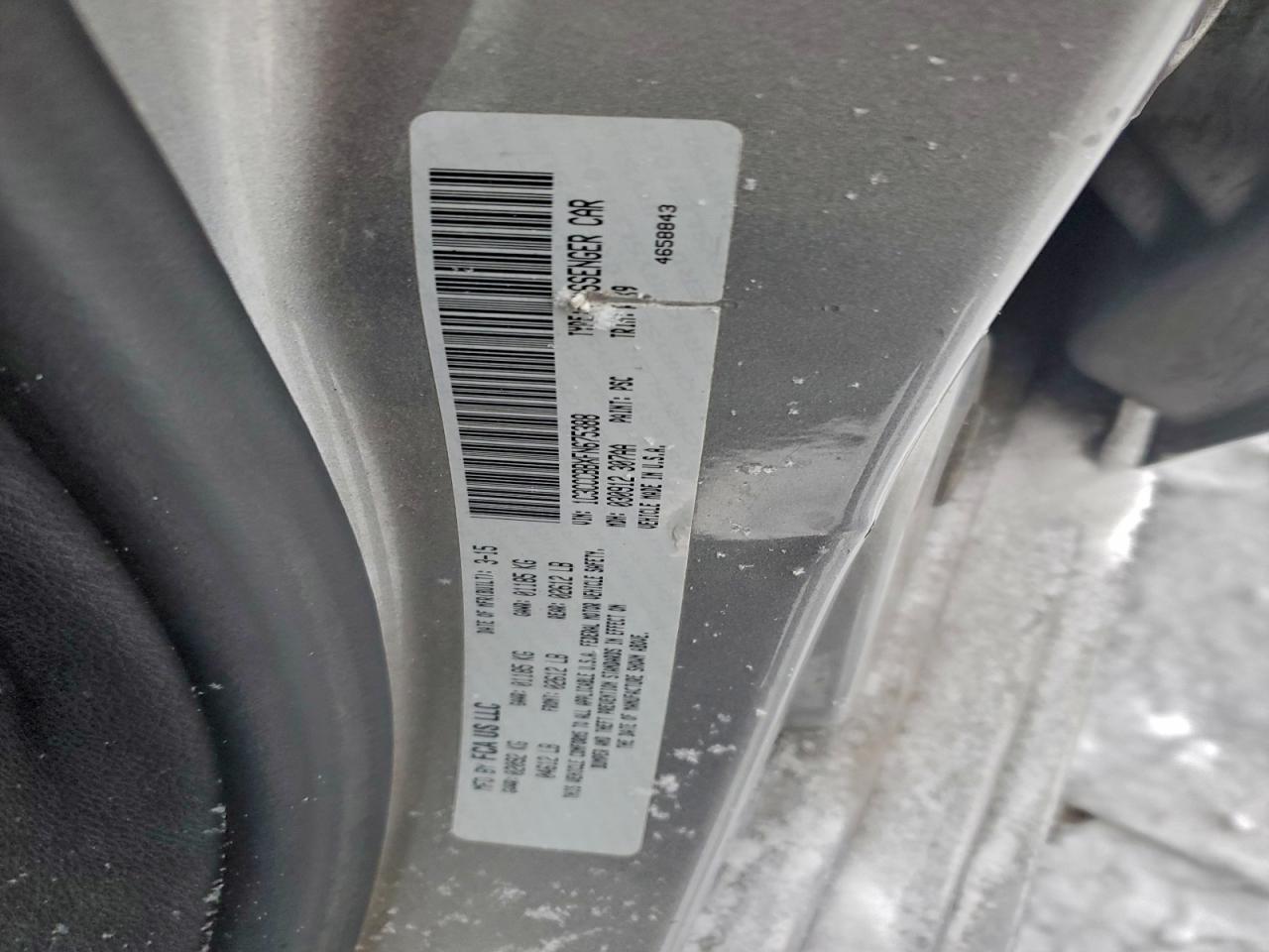 2015 CHRYSLER 200 S photo 12