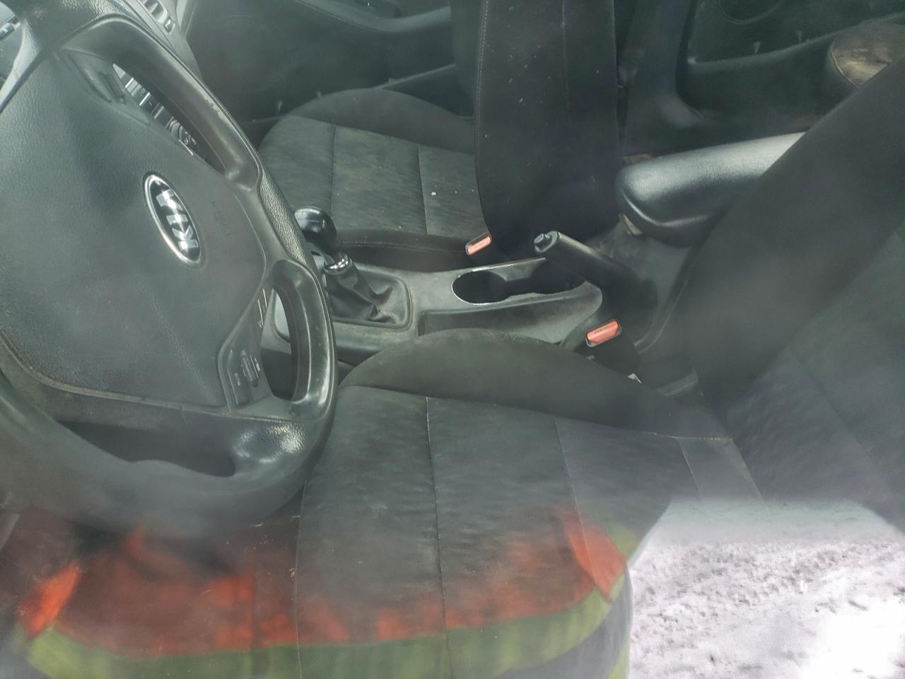 2015 KIA FORTE LX photo 8