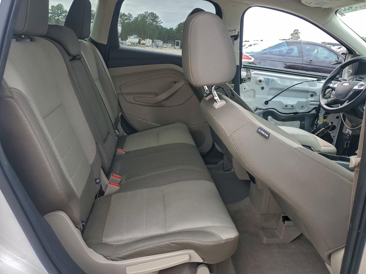 2016 FORD ESCAPE SE photo 11
