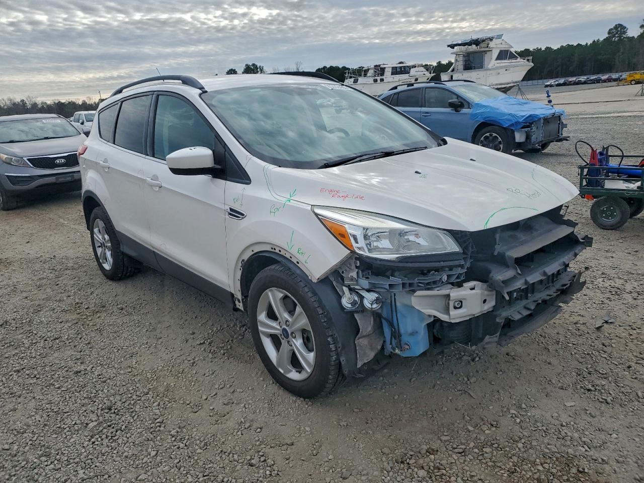 2016 FORD ESCAPE SE photo 4