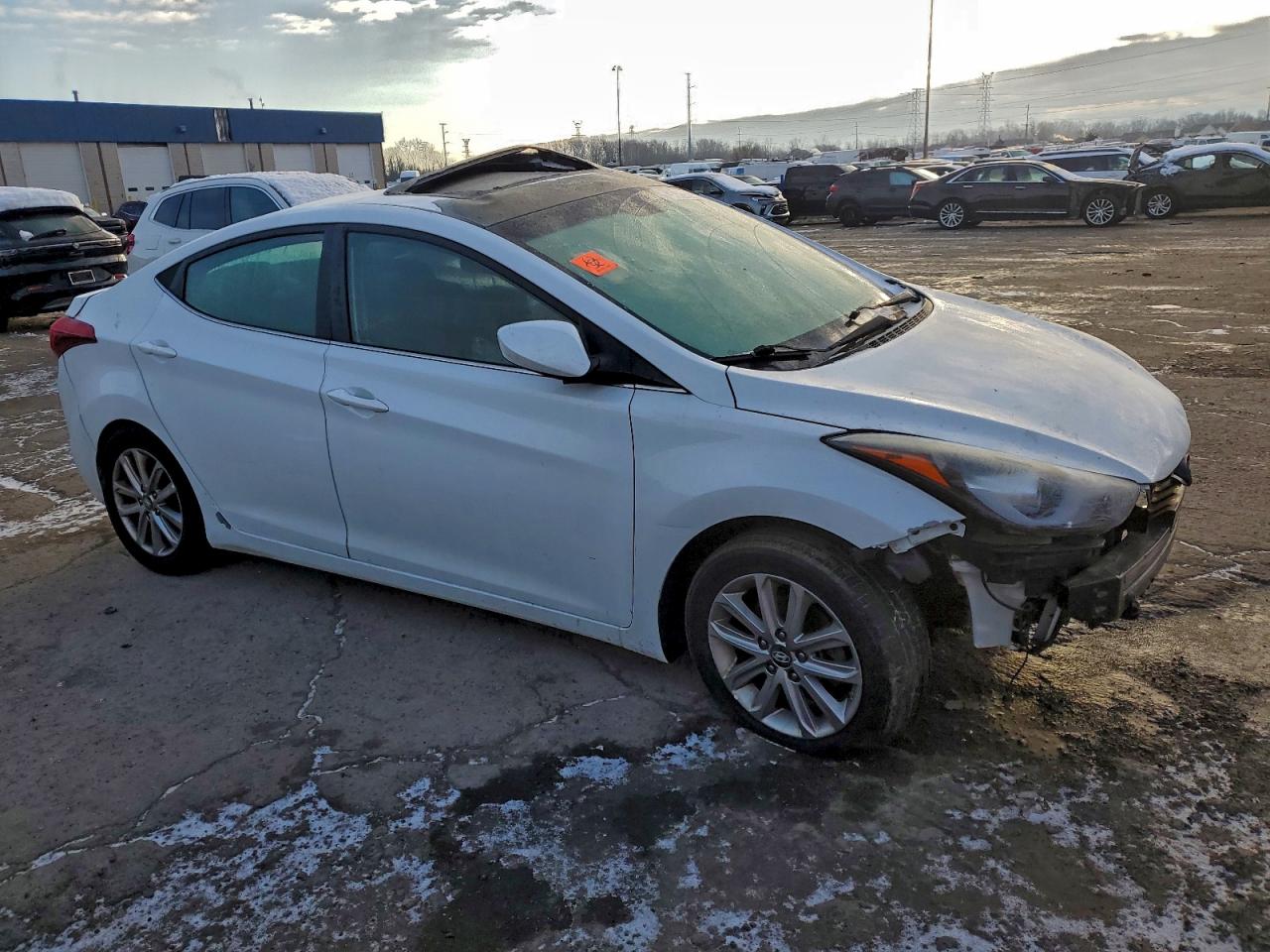 2015 HYUNDAI ELANTRA SE photo 4