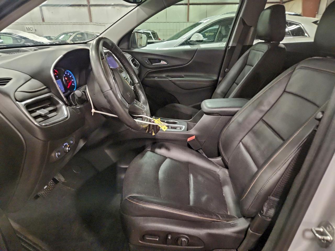 2020 CHEVROLET EQUINOX PREMIER photo 13