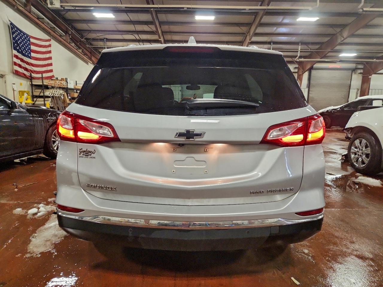 2020 CHEVROLET EQUINOX PREMIER photo 11
