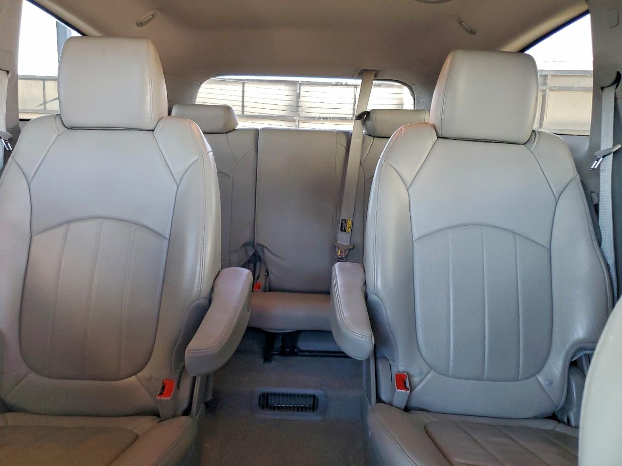 2014 BUICK ENCLAVE photo 10