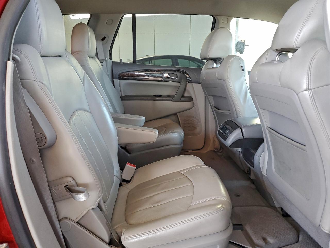 2014 BUICK ENCLAVE photo 11