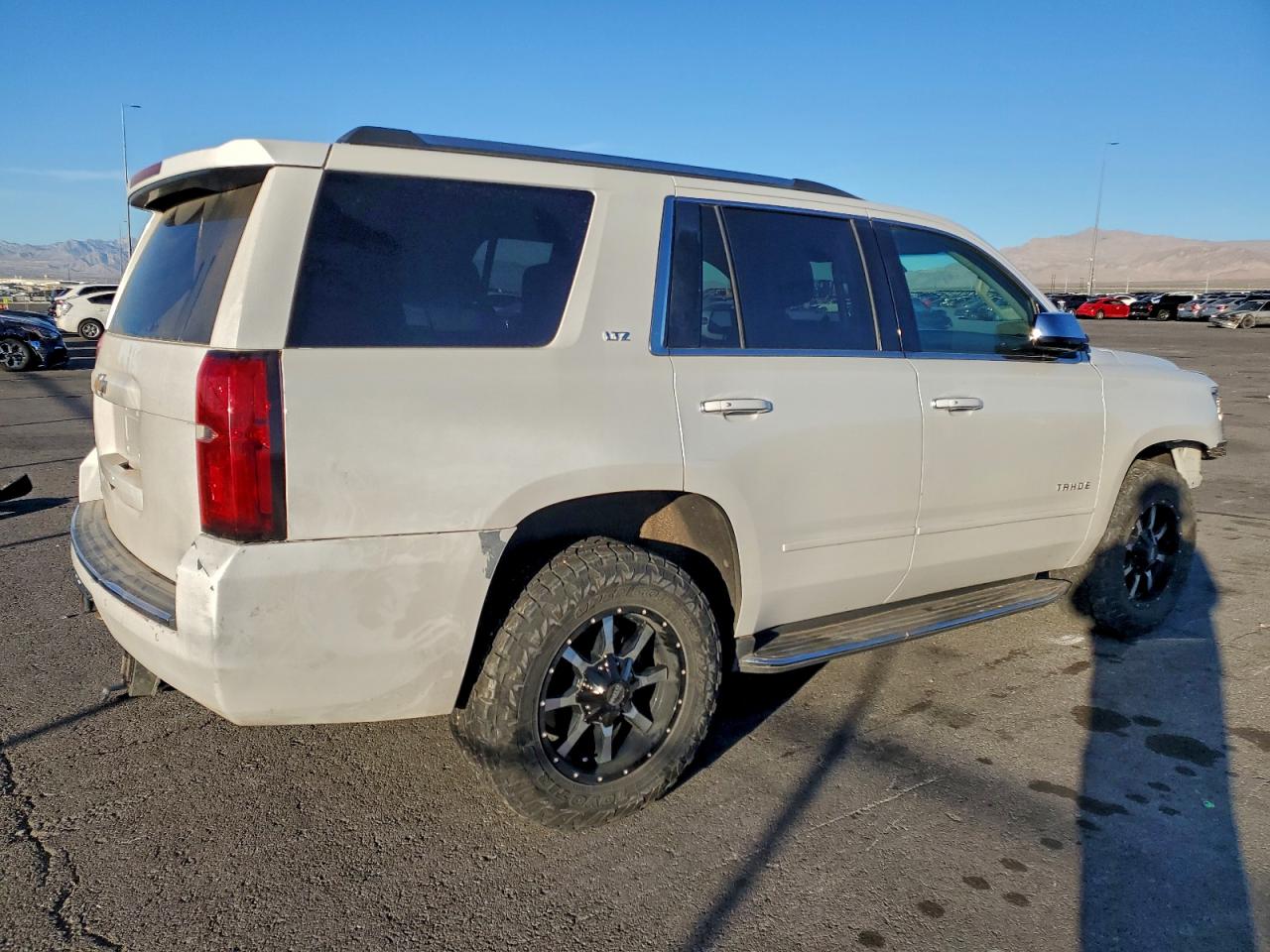 2016 CHEVROLET TAHOE K1500 LTZ photo 3