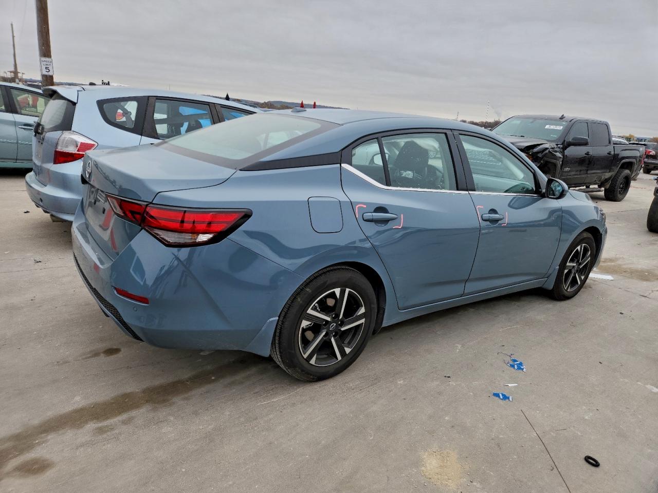 2025 NISSAN SENTRA SV photo 3