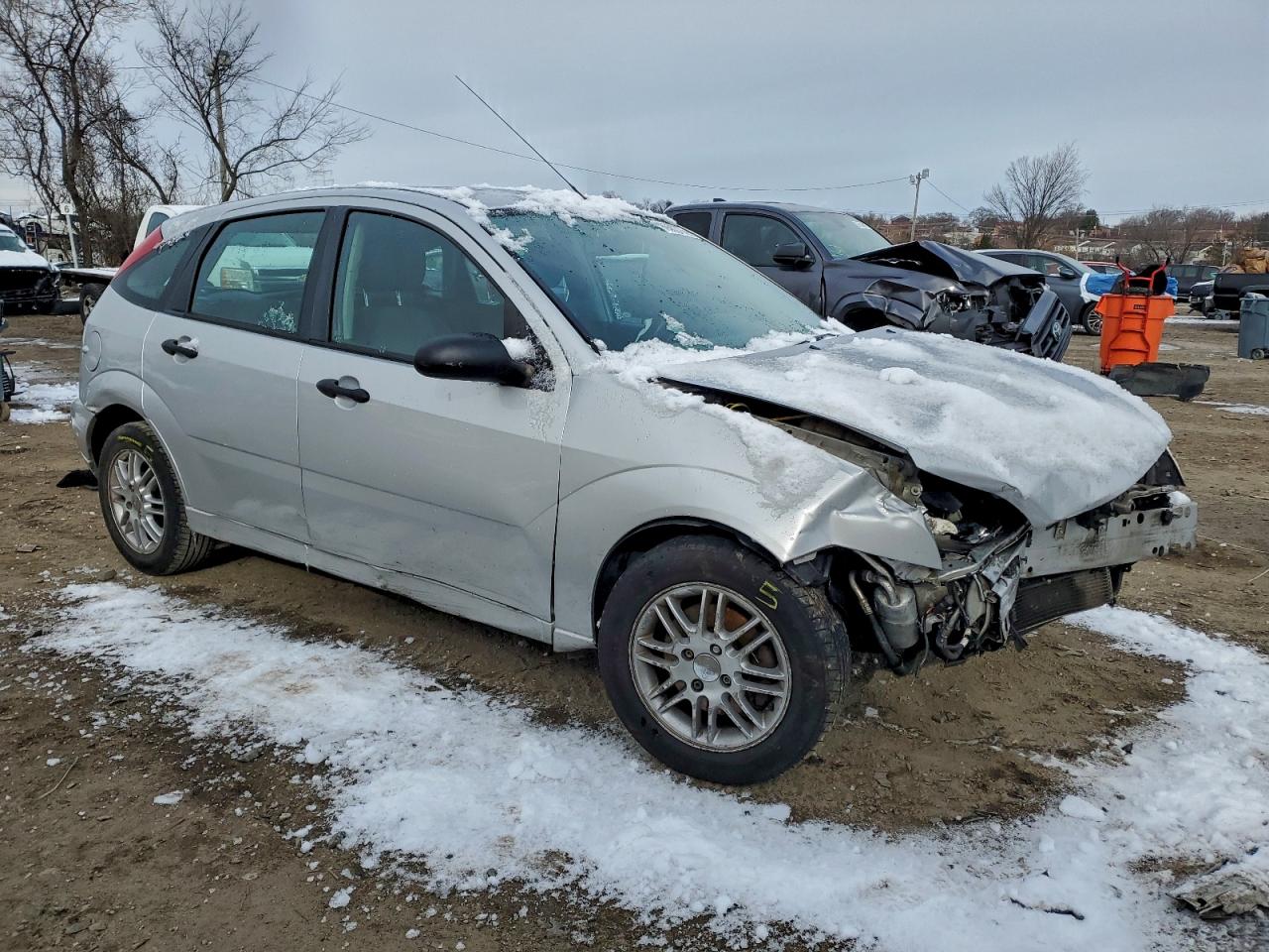 2006 FORD FOCUS photo 7