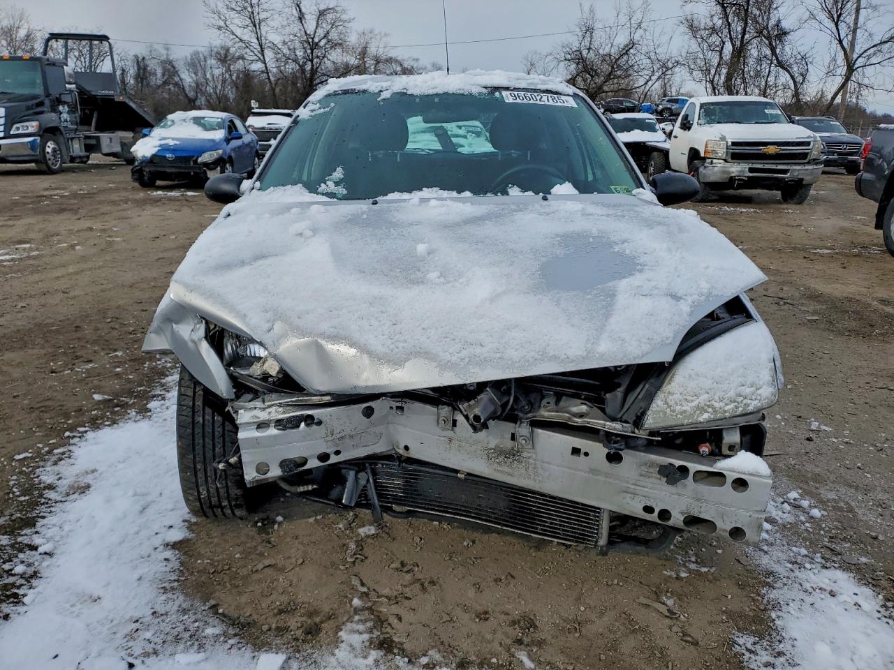 2006 FORD FOCUS photo 9