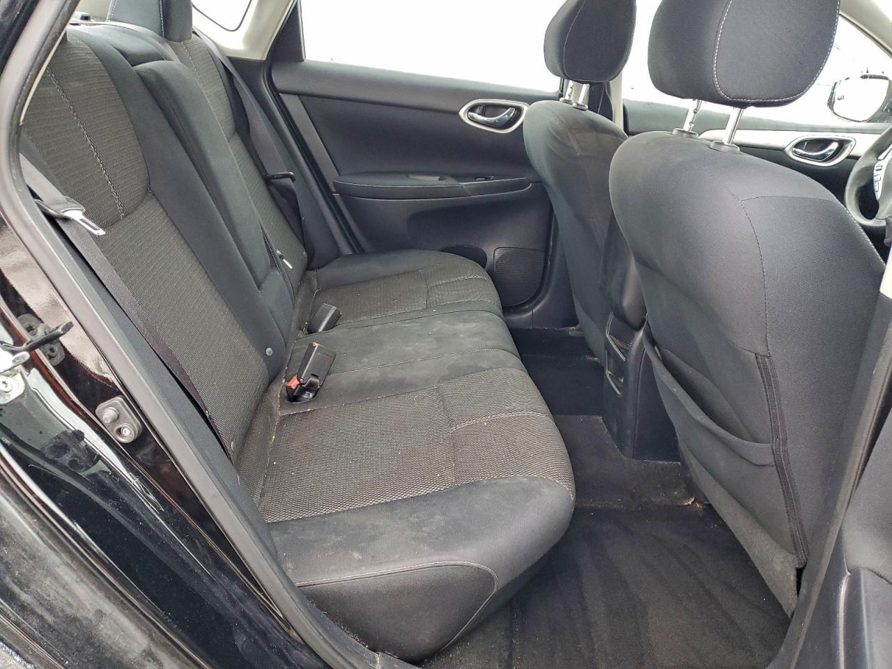 2015 NISSAN SENTRA S photo 19