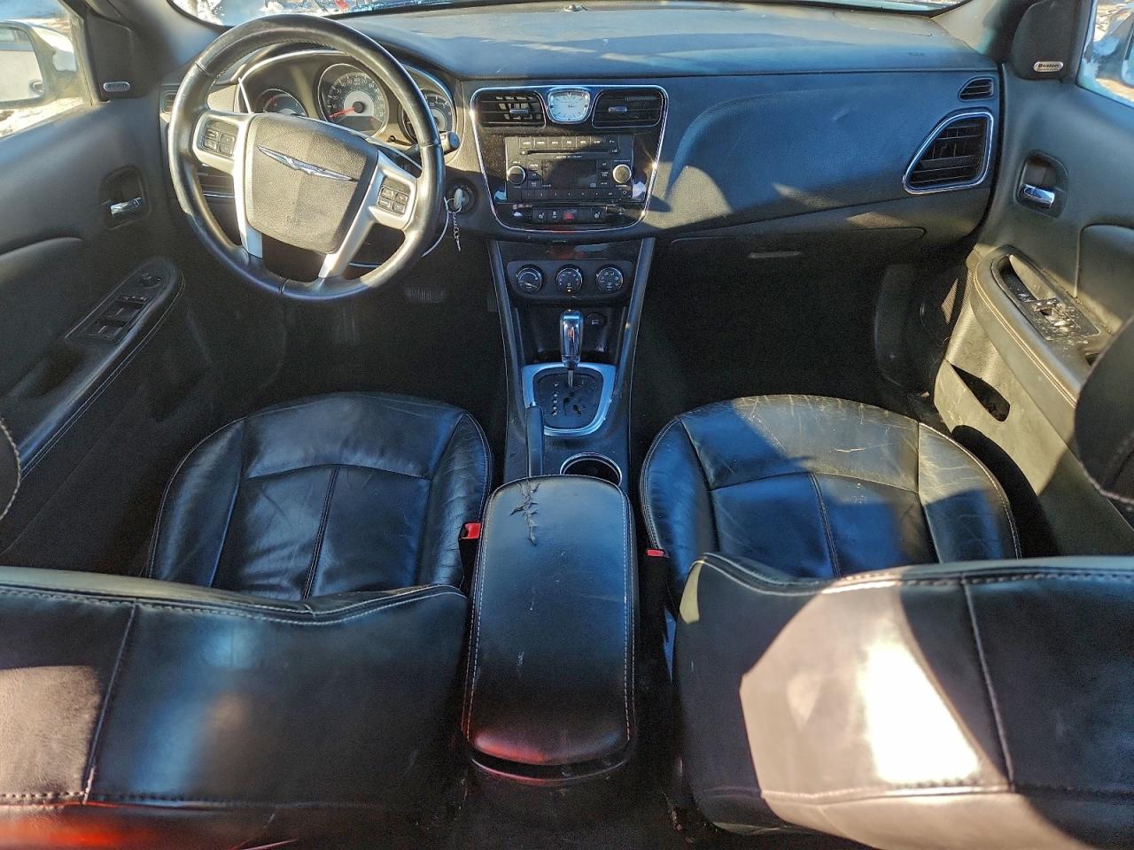 2013 CHRYSLER 200 LIMITED photo 8
