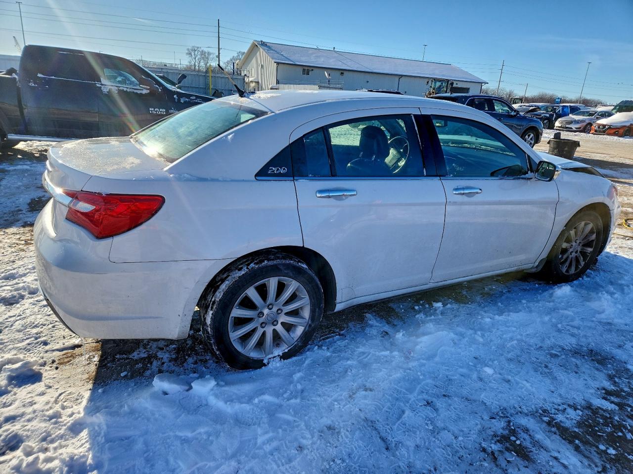 2013 CHRYSLER 200 LIMITED photo 3