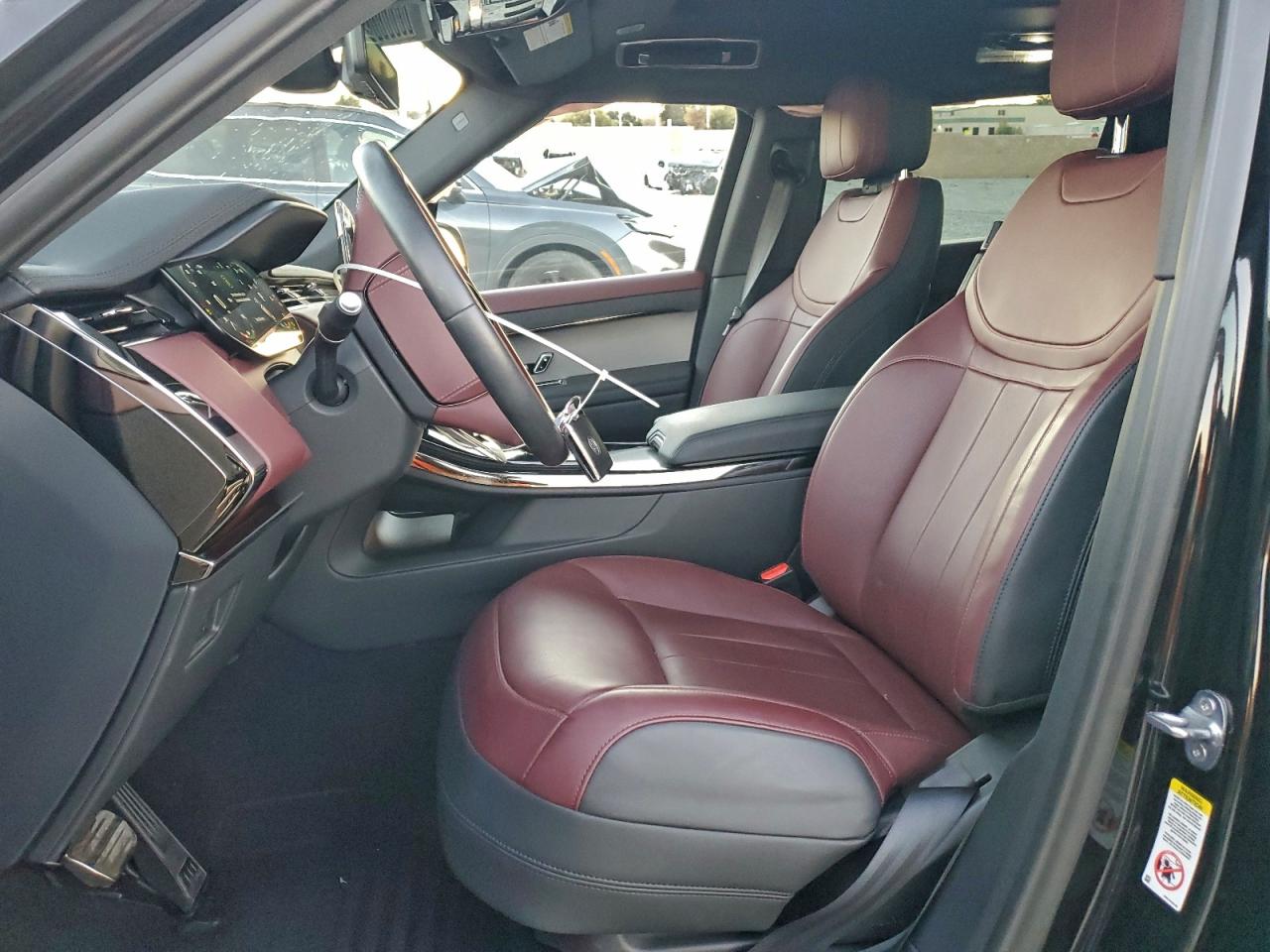 2024 LAND ROVER RANGE ROVER SPORT DYNAMIC SE photo 7