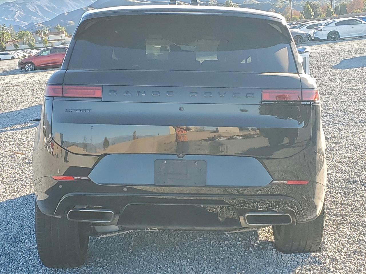 2024 LAND ROVER RANGE ROVER SPORT DYNAMIC SE photo 6
