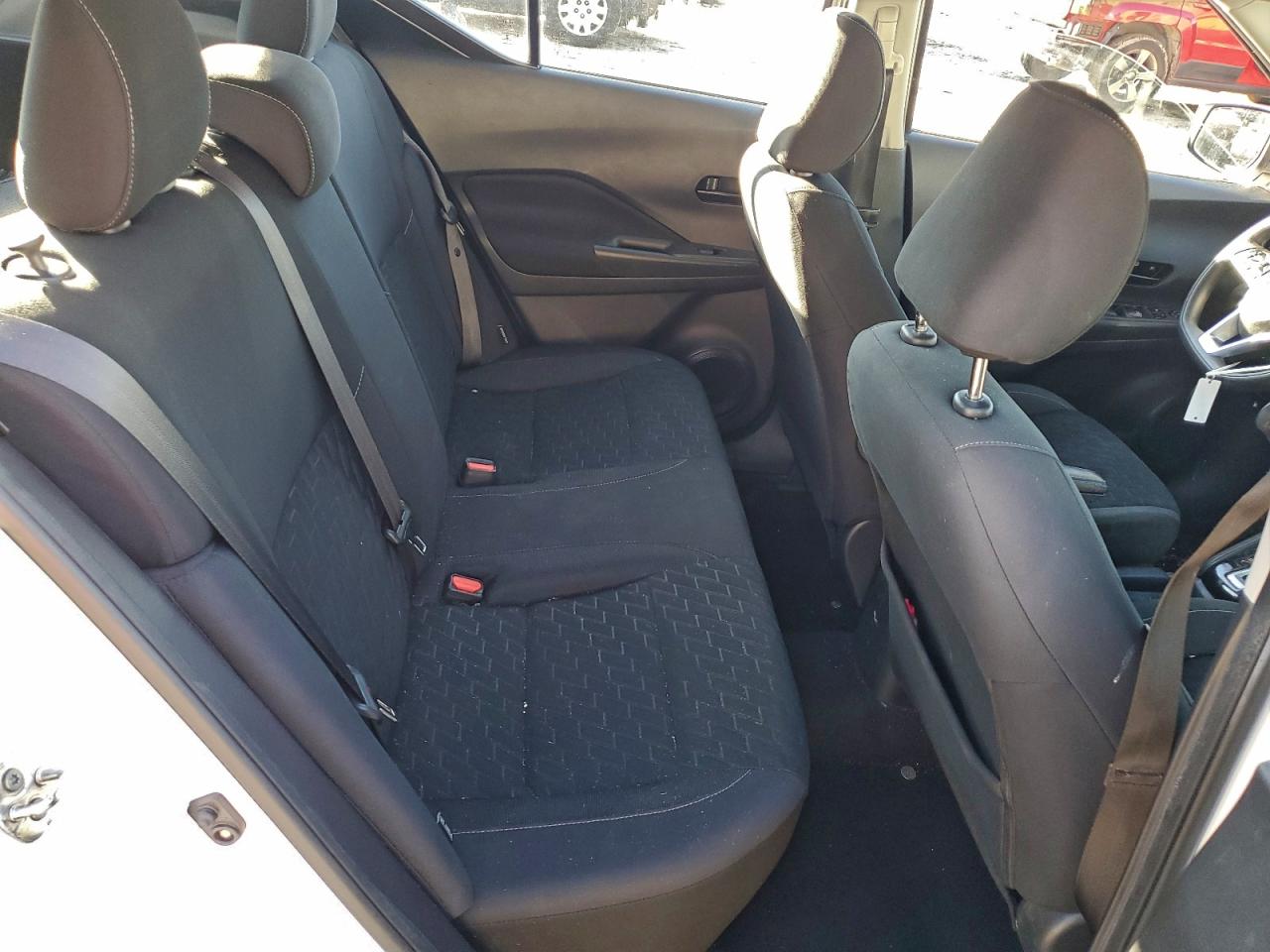2021 NISSAN KICKS S photo 10
