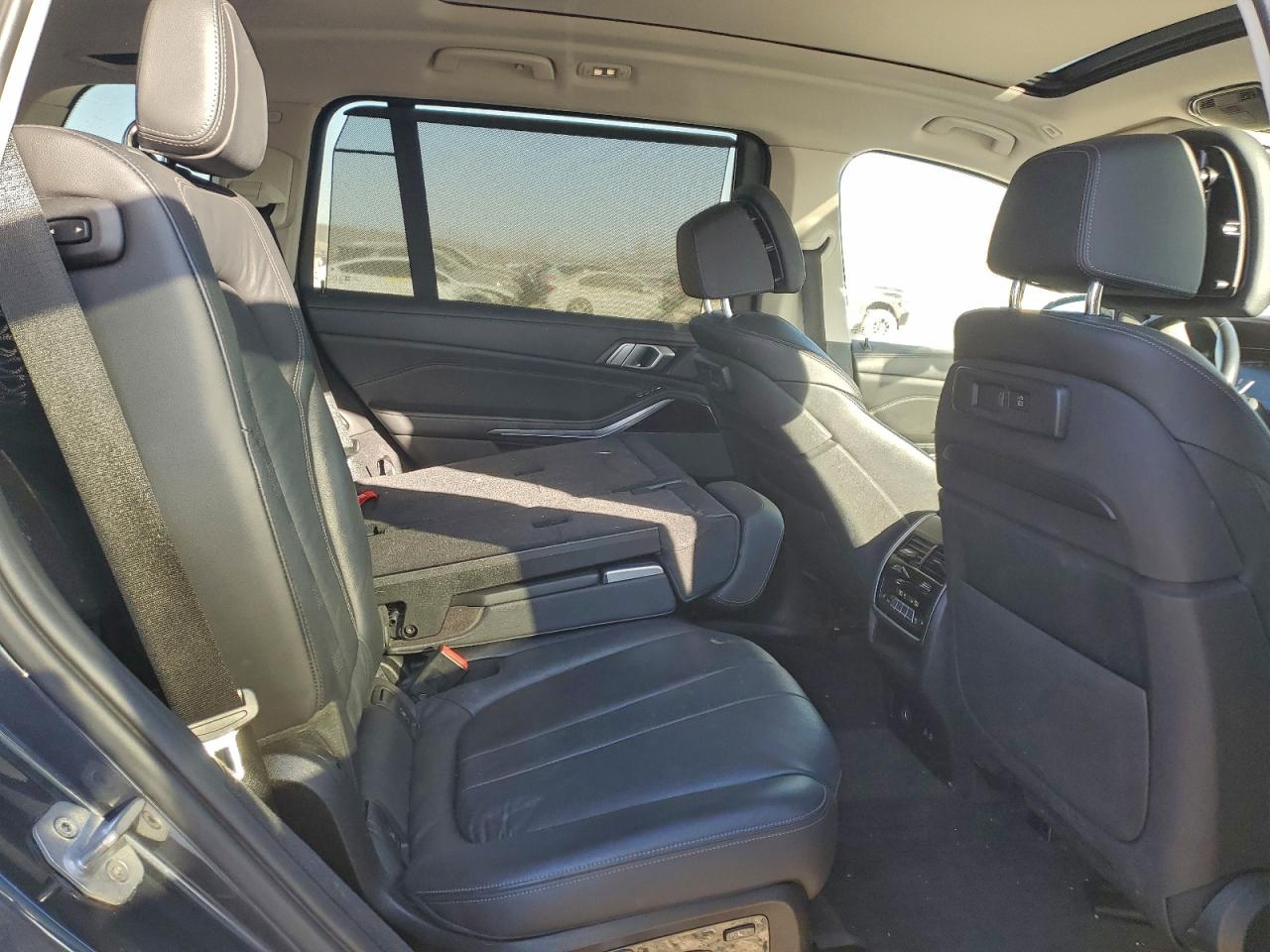 2019 BMW X7 XDRIVE40I photo 11