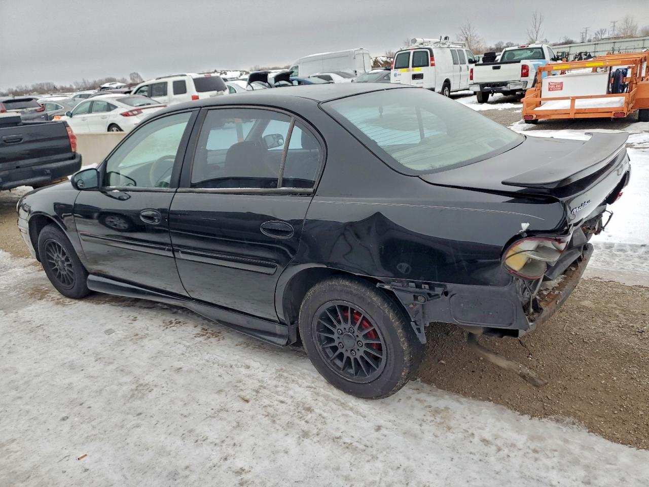 2001 CHEVROLET MALIBU photo 2
