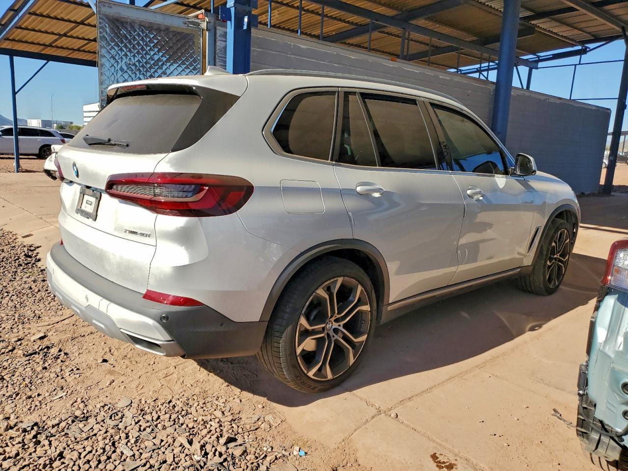 2022 BMW X5 XDRIVE40I photo 3