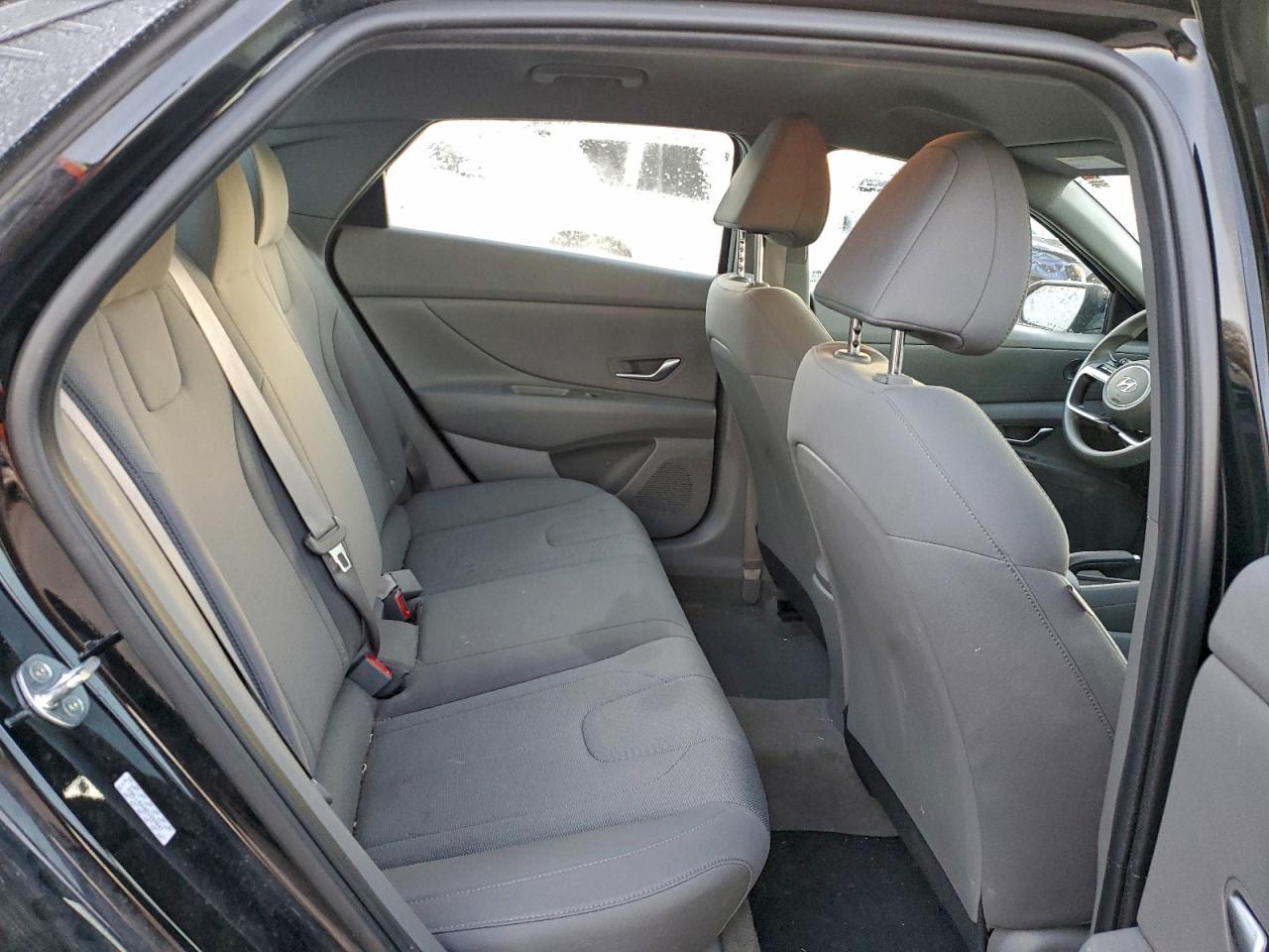 2023 HYUNDAI ELANTRA SE photo 10