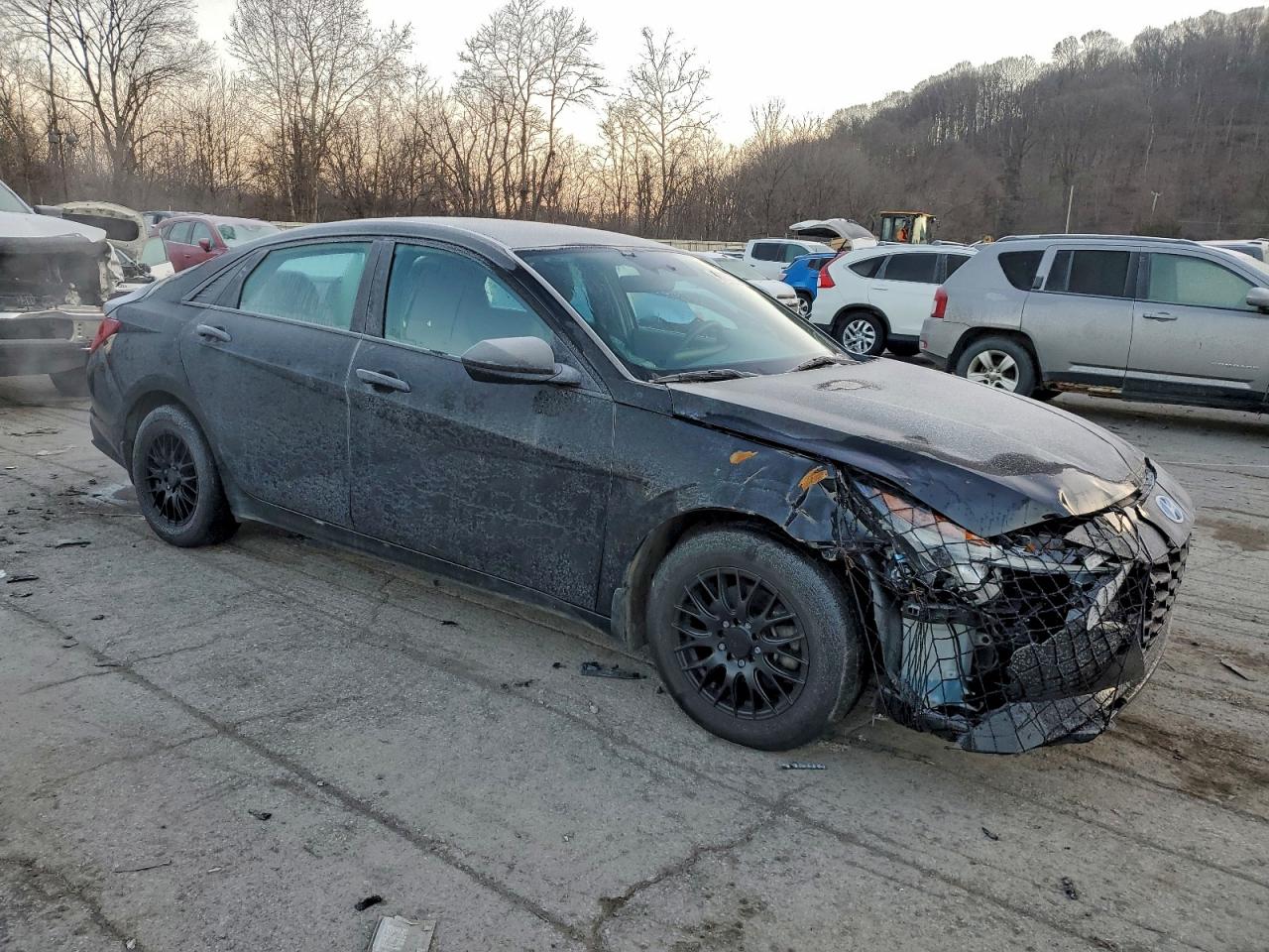 2023 HYUNDAI ELANTRA SE photo 4