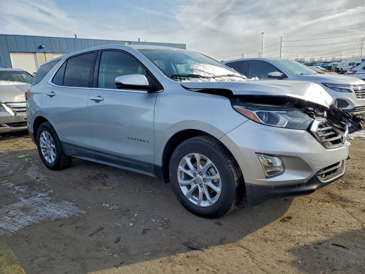 2018 CHEVROLET EQUINOX LT photo 4