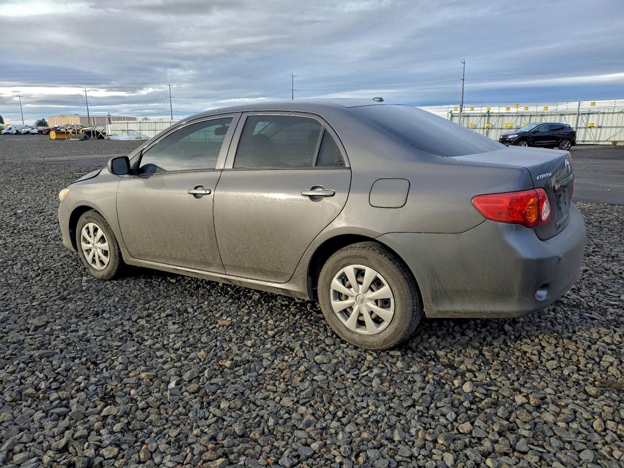 2009 TOYOTA COROLLA BASE photo 2