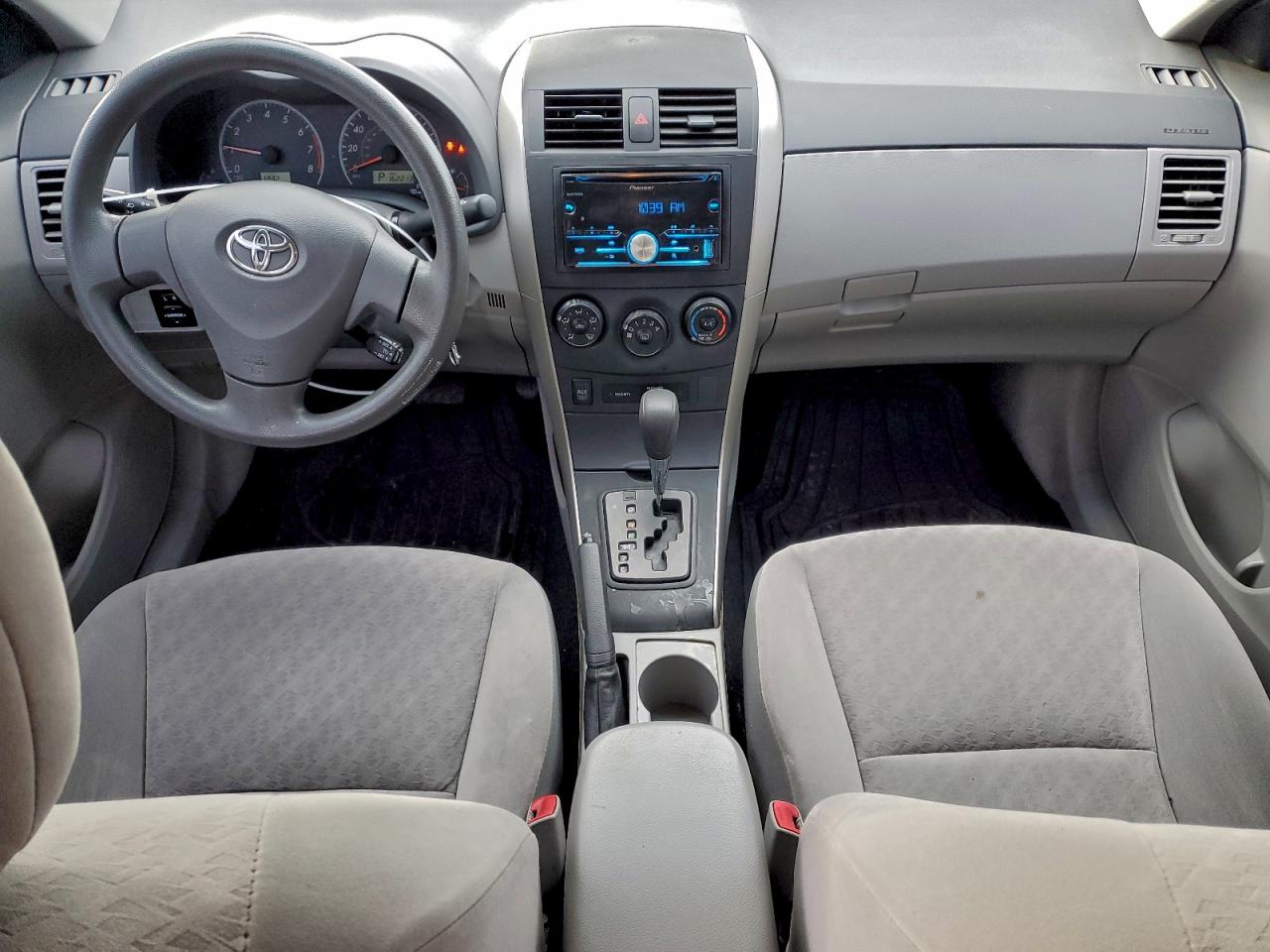 2009 TOYOTA COROLLA BASE photo 8