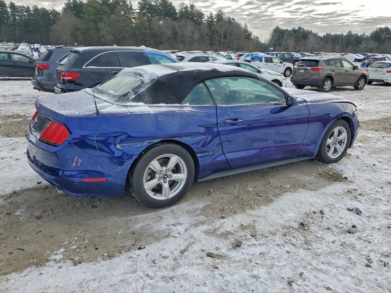 2016 FORD MUSTANG photo 3