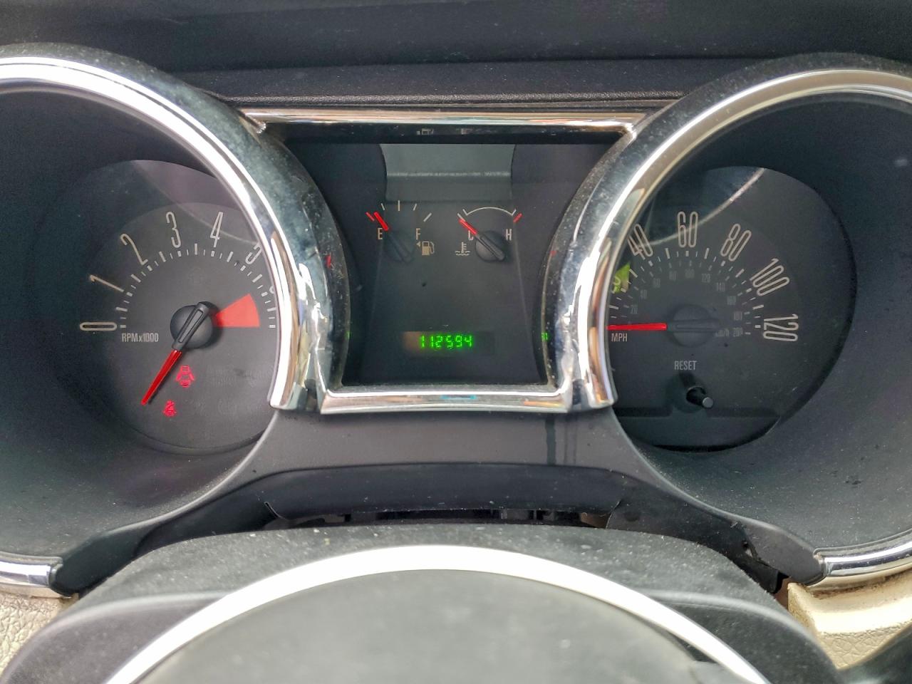 2005 FORD MUSTANG photo 9