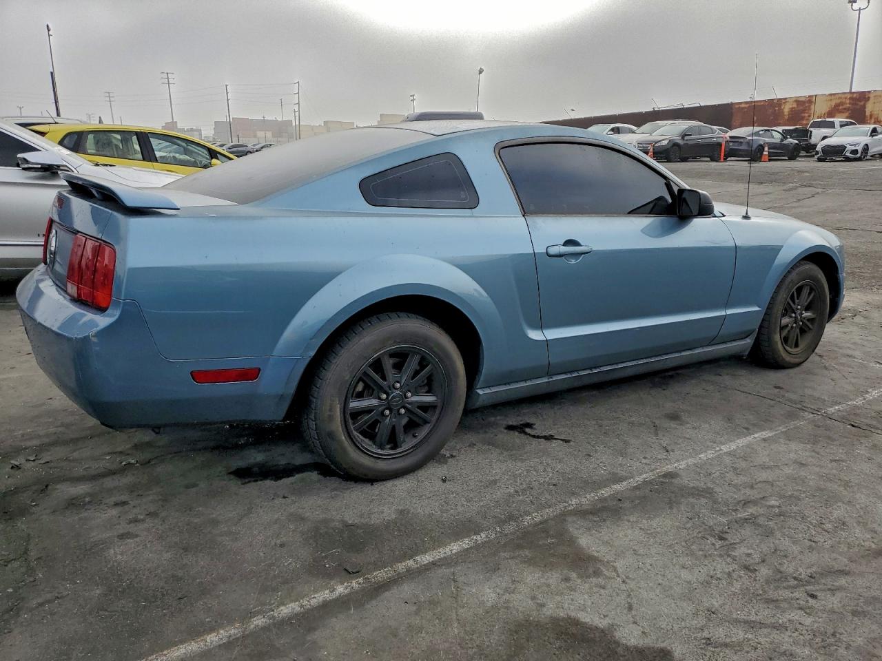 2005 FORD MUSTANG photo 3