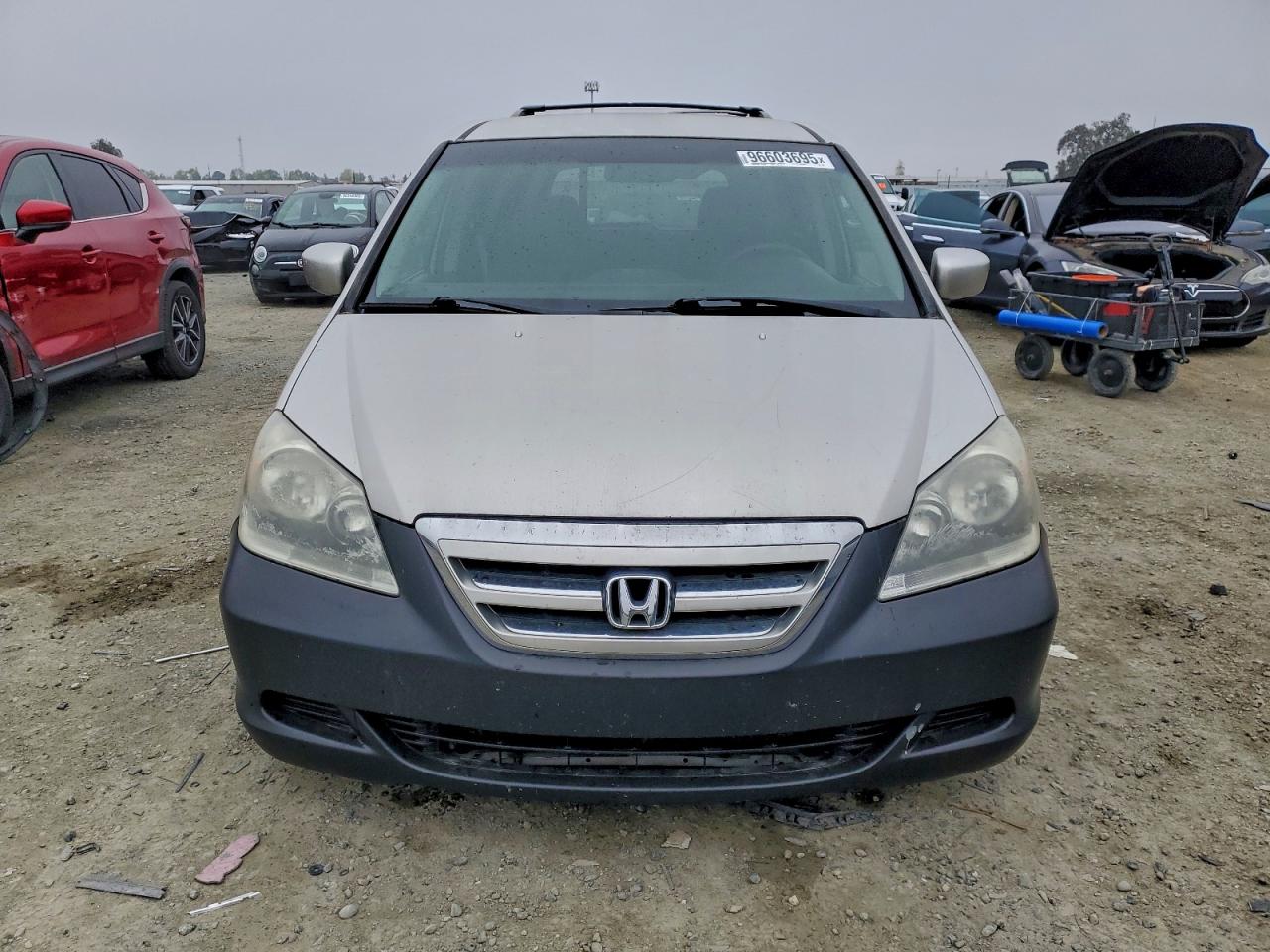 2005 HONDA ODYSSEY EX photo 5