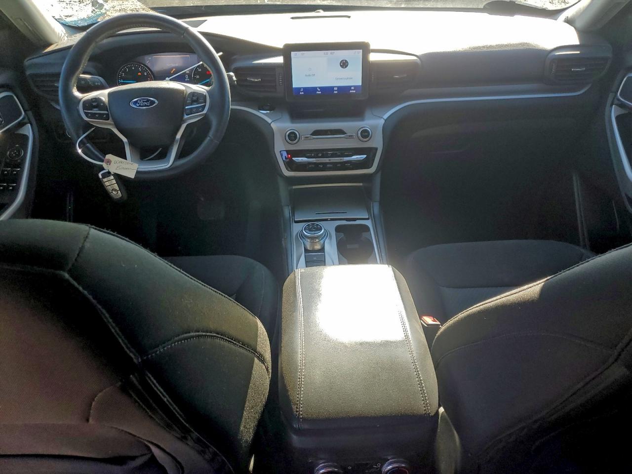 2023 FORD EXPLORER XLT photo 8