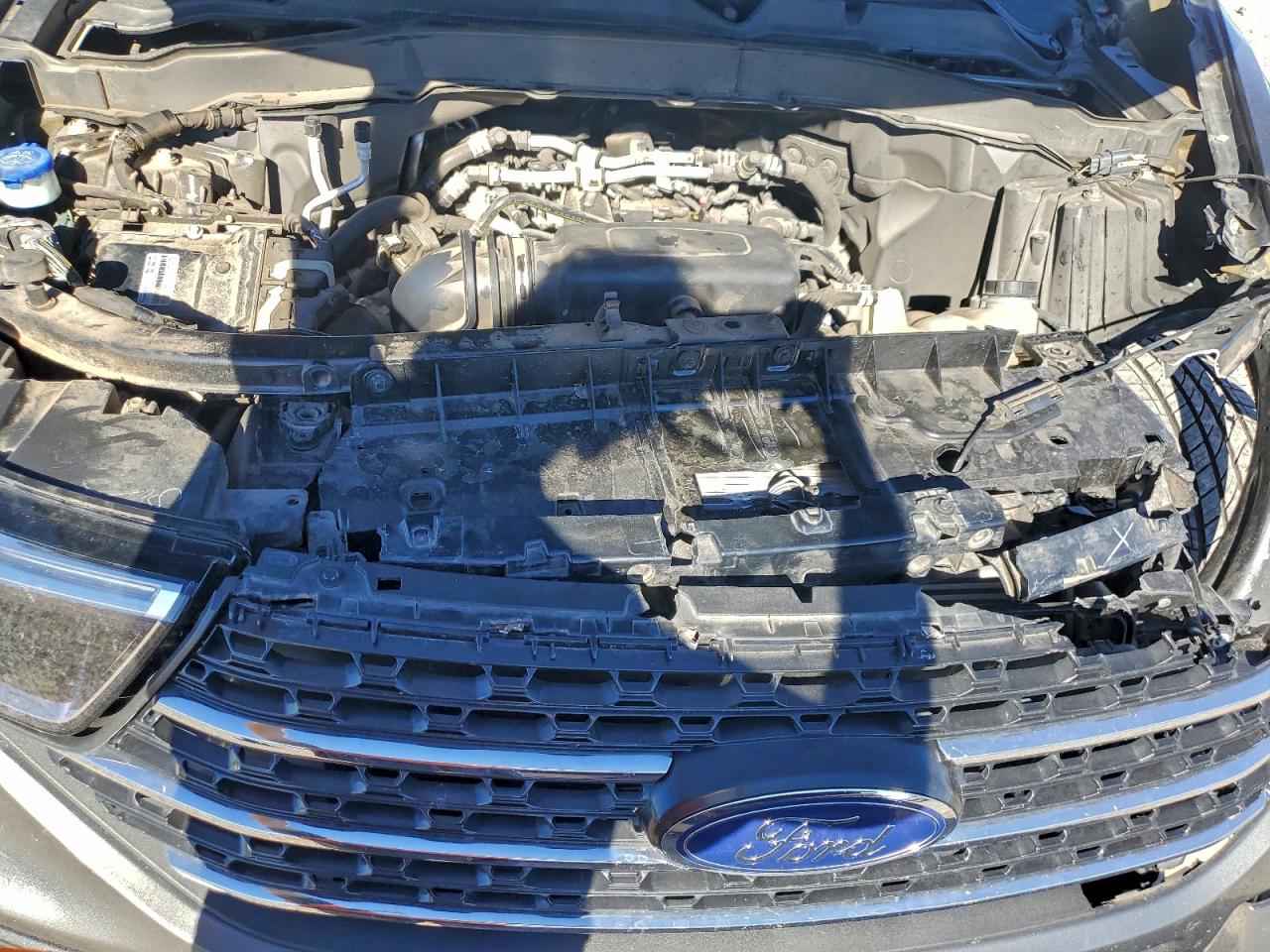 2023 FORD EXPLORER XLT photo 12